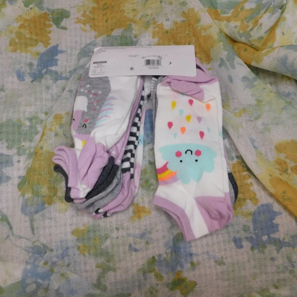 Bundle of Wonder Nation Big Girls No Show Socks